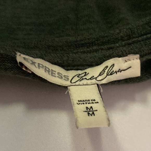 Express Tank Top - Picture 5 of 6